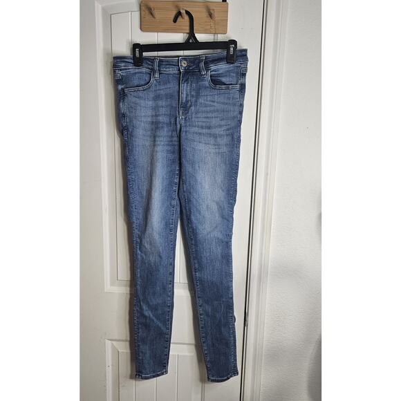 American Eagle Outfitters Denim - American Eagle Medium Wash Jegging Size 6 X-long